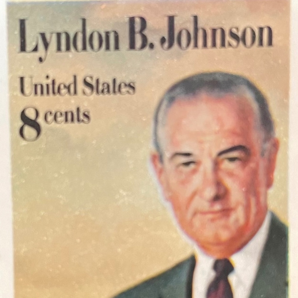 Meet your Posher, Luis